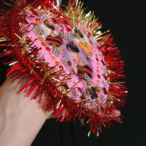 BTS J-Hope Heart Hanging Holiday Decoration - Picture 4 of 7